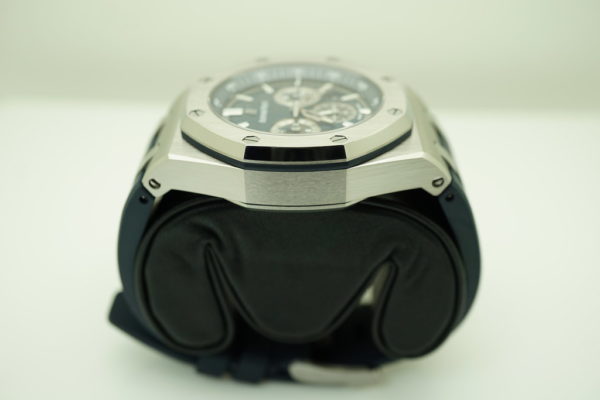 Audemars PIGUET ROYAL OAK OFFSHORE 26480TI NEW BLUE DIAL 2020 42MM FULL SET - Image 4