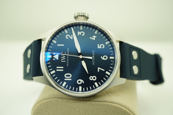 MINT Iwc BIG PILOT 43MM BLUE DIAL IW329303 2021 NEW MODEL FULL SET - Image 9