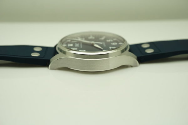 MINT Iwc BIG PILOT 43MM BLUE DIAL IW329303 2021 NEW MODEL FULL SET - Image 5
