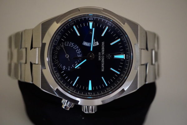 BRAND NEW Vacheron CONSTANTIN OVERSEAS DUAL TIME 7900V BLUE DIAL 41MM 2021 FULL SET - Image 11
