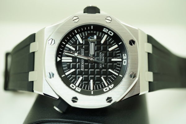 Audemars PIGUET ROYAL OAK OFFSHORE DIVER BLACK DIAL 15710ST 2020 FULL SET - Image 10