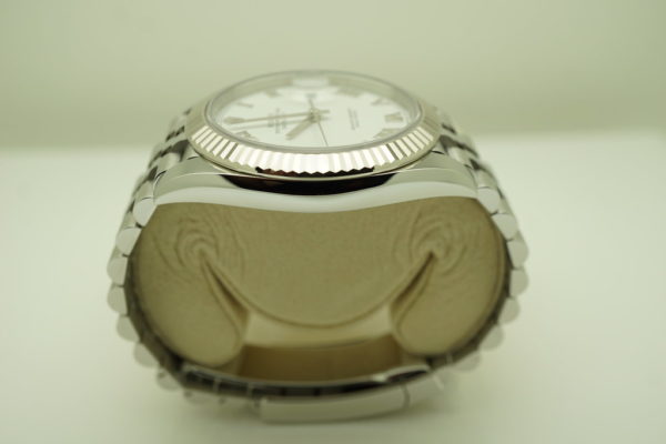 Rolex 126334 DATEJUST 41 FLUTED BEZEL WHITE ROMAN DIAL JUBILEE WARRANTY FULL SET - Image 4
