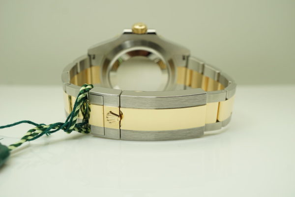 BRAND NEW Rolex 126613LN SUBMARINER 18K YG STEEL BLACK DIAL 41MM NEW MODEL 2021 FULL SET - Image 7