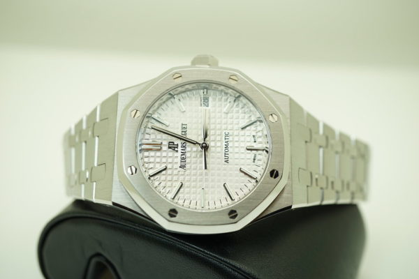 Audemars PIGUET ROYAL OAK 15450ST SILVER DIAL 37MM FULL SET - Image 11