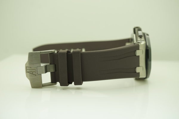 Audemars PIGUET ROYAL OAK OFFSHORE 26400IO TITANIUM CERAMIC 44MM 2021 FULL SET - Image 7