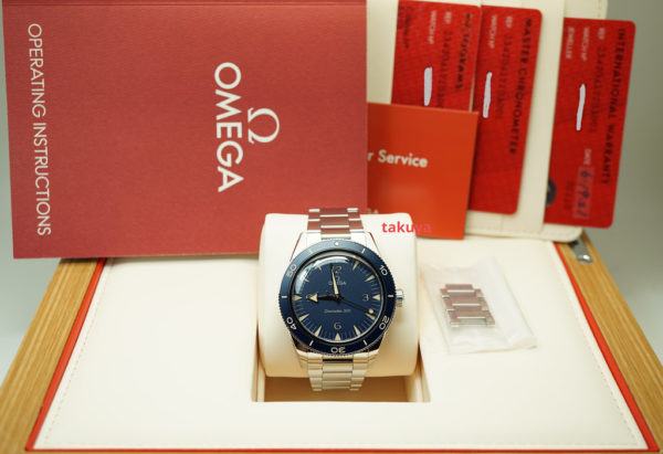 NEW Omega SEAMASTER 300M CO-AXIAL MASTER STAINLESS STEEL BLUE DIAL 2021 FULL SET - Image 2