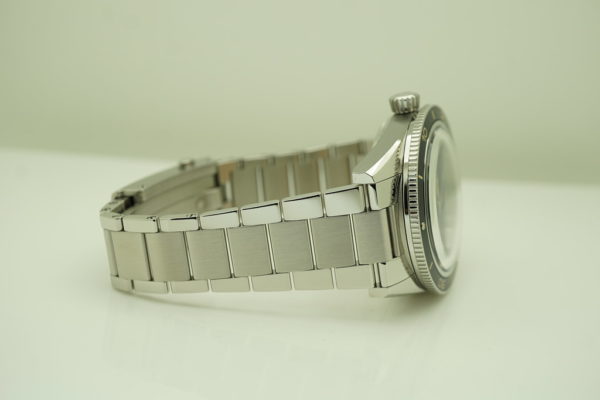 NEW Omega SEAMASTER 300M CO-AXIAL MASTER STAINLESS STEEL BLUE DIAL 2021 FULL SET - Image 6