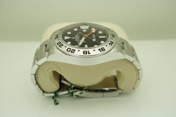 BRAND NEW Rolex 226570 EXPLORER 2 BLACK DIAL 42MM NEW 2021 MODEL COMPLETE SET - Image 4