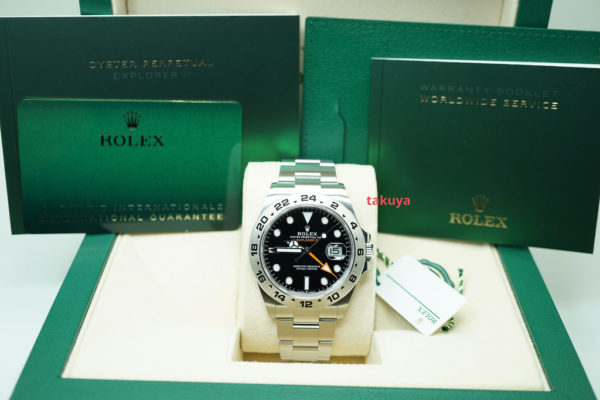 BRAND NEW Rolex 226570 EXPLORER 2 BLACK DIAL 42MM NEW 2021 MODEL COMPLETE SET - Image 2