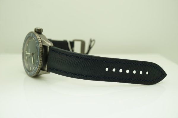 BRAND NEW Blancpain FIFTY FATHOMS BATHYSCAPHE GREY CERAMIC BLUE DIAL BLUE BEZEL 2021 FULL SET - Image 5