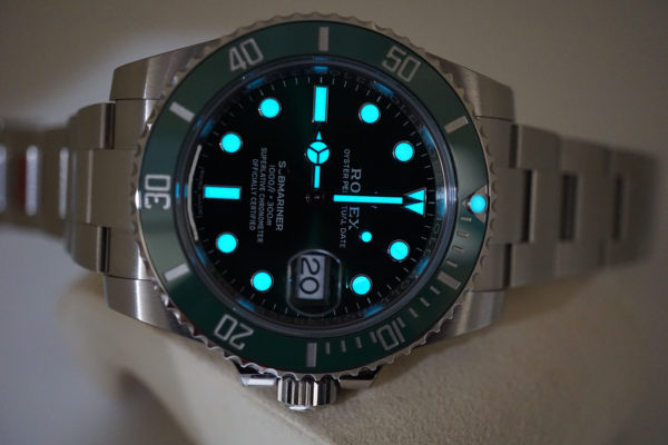 Rolex 116610LV SUBMARINER HULK GREEN DIAL 2020 WARRANTY FULL SET - Image 11