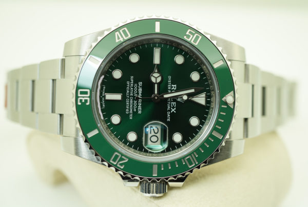 Rolex 116610LV SUBMARINER HULK GREEN DIAL 2020 WARRANTY FULL SET - Image 9