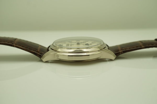Patek PHILIPPE 5320G PERPETUAL CALENDAR WHITE GOLD CREAM DIAL COMPLETE SET - Image 4
