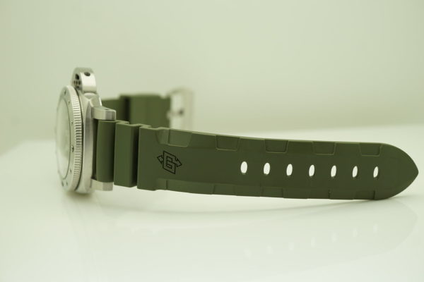 Panerai PAM 1055 SUBMERSIBLE VERDE MILITARE GREEN DIAL 42MM 2020 WARRANTY FULL SET - Image 5