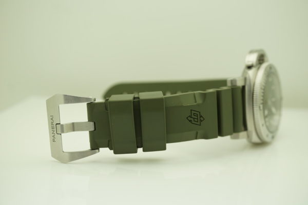 Panerai PAM 1055 SUBMERSIBLE VERDE MILITARE GREEN DIAL 42MM 2020 WARRANTY FULL SET - Image 6