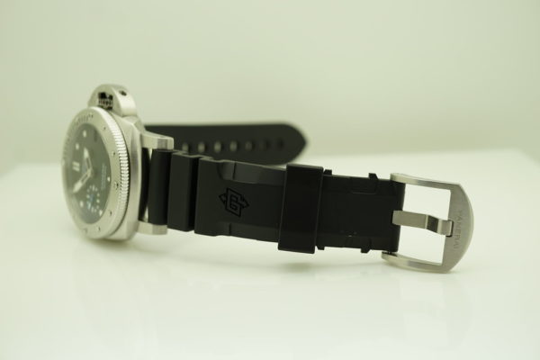 Panerai PAM 682 LUMINOR SUBMERSIBLE 1950 42MM 3 DAY T SERIES SAPPHIRE CASEBACK FULL SET - Image 5