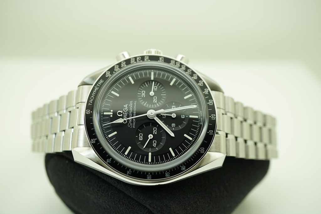speedmaster moonwatch 3861