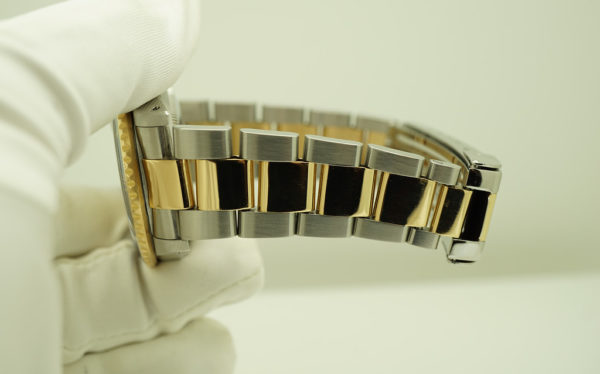Rolex 16613 SUBMARINER 18K YG/SS CHAMPAGNE SERTI DIAMOND DIAL P SERIAL - Image 8