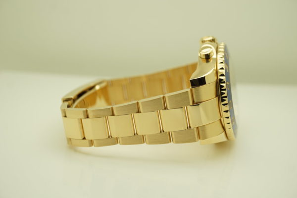 Rolex 116688 YACHTMASTER II YELLOW GOLD NEWER DIAL 2021 WARRANTY FULL SET - Image 6