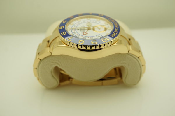 Rolex 116688 YACHTMASTER II YELLOW GOLD NEWER DIAL 2021 WARRANTY FULL SET - Image 4