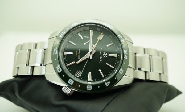Grand Seiko SPORT COLLECTION SPRING DRIVE GMT SBGE257 GREEN 2021 FULL SET - Image 9