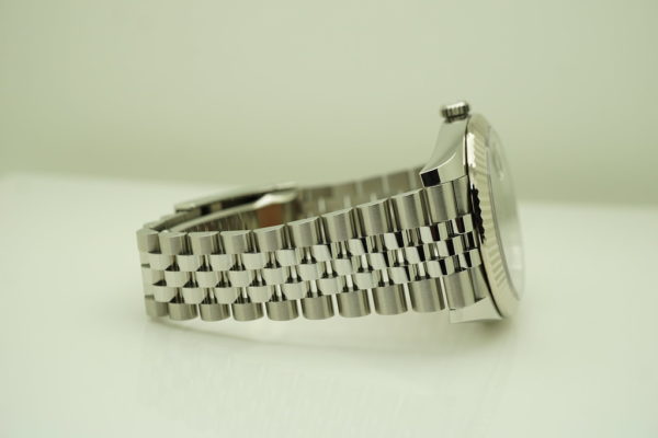 Rolex 126334 DATEJUST 41 FLUTED BEZEL WIMBLEDON SLATE DIAL JUBILEE 2021 FULL SET - Image 6