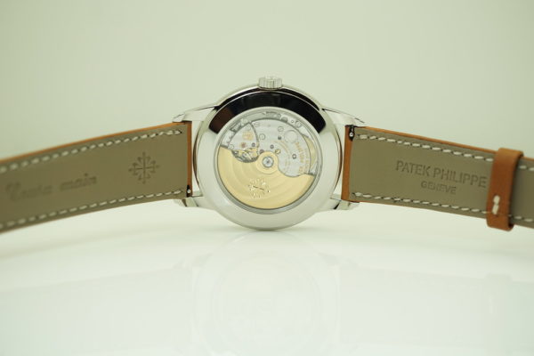 BRAND NEW Patek PHILIPPE 5212A STEEL CALATRAVA WEEKLY CALENDAR 2021 COMPLETE SET - Image 7