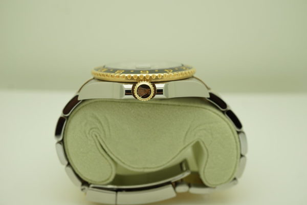 Rolex 116713LN GMT MASTER II CERAMIC BEZEL 18K YELLOW GOLD STAINLESS STEEL - Image 3