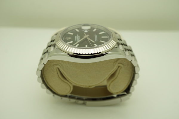 Rolex 126334 DATEJUST 41 FLUTED BEZEL BLACK DIAL JUBILEE WARRANTY FULL SET - Image 4