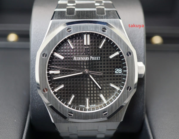 Audemars PIGUET ROYAL OAK 15500ST BLACK DIAL 41MM 2021 WARRANTY COMPLETE SET