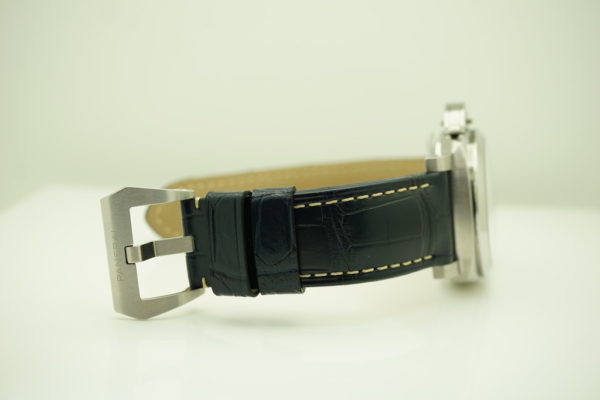 BRAND NEW Panerai PAM 1033 LUMINOR 1950 GMT BLUE DIAL 44MM 2021 COMPLETE SET - Image 6