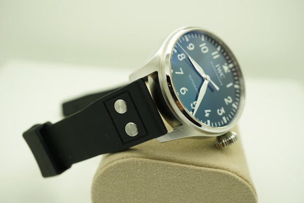 MINT Iwc BIG PILOT 43MM BLUE DIAL IW329303 2021 NEW MODEL FULL SET - Image 5