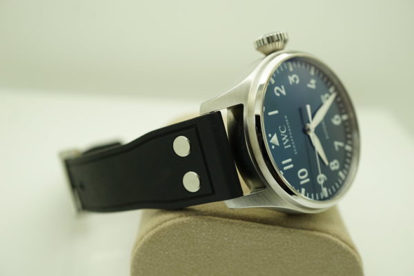 MINT Iwc BIG PILOT 43MM BLUE DIAL IW329303 2021 NEW MODEL FULL SET - Image 6