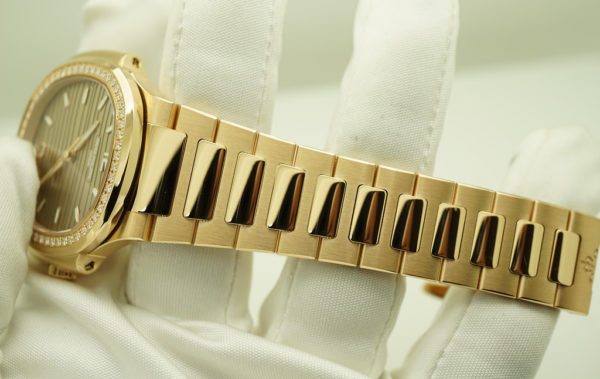 NIB Patek PHILIPPE 7118/1200R NAUTILUS ROSE GOLD DIAMOND BEZEL 2021 FULL SET - Image 6