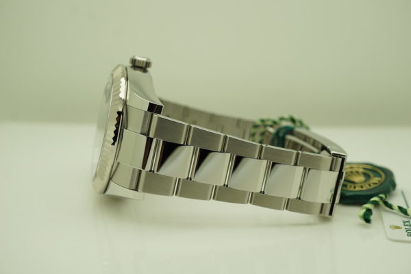 BRAND NEW Rolex 326934 SKY-DWELLER BLUE DIAL OYSTER BAND 2021 COMPLETE SET - Image 5