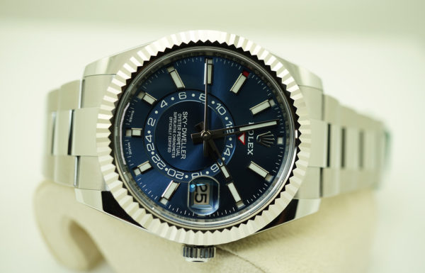 BRAND NEW Rolex 326934 SKY-DWELLER BLUE DIAL OYSTER BAND 2021 COMPLETE SET - Image 9