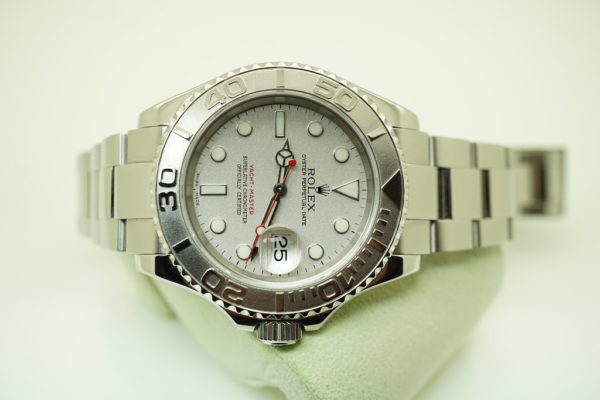 Rolex 16622 YACHTMASTER PLATINUM DIAL 40MM D SERIAL BOXES PAPERS - Image 9