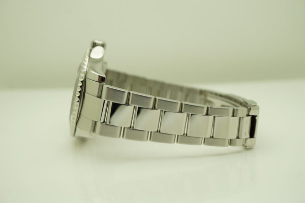 Rolex 16622 YACHTMASTER PLATINUM DIAL 40MM D SERIAL BOXES PAPERS - Image 5