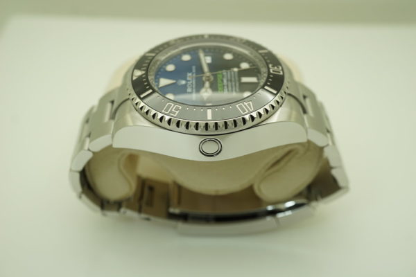 Rolex 126660 DEEPSEA D-BLUE DIAL JAMES CAMERON 2020 WARRANTY FULL SET - Image 4