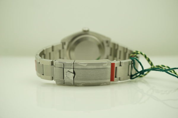 BRAND NEW Rolex 124270 EXPLORER I FULL LUME DIAL 36MM NEW MODEL 2021 FULL SET - Image 7