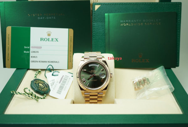 Rolex 228235 DAY DATE 40 18K ROSE GOLD OLIVE GREEN ROMAN DIAL 2019 FULL SET - Image 2