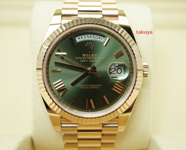 Rolex 228235 DAY DATE 40 18K ROSE GOLD OLIVE GREEN ROMAN DIAL 2019 FULL SET