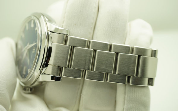 Grand Seiko GMT SBGM239 HODINKEE LIMITED EDITION BLUE DIAL 2020 COMPLETE SET - Image 6