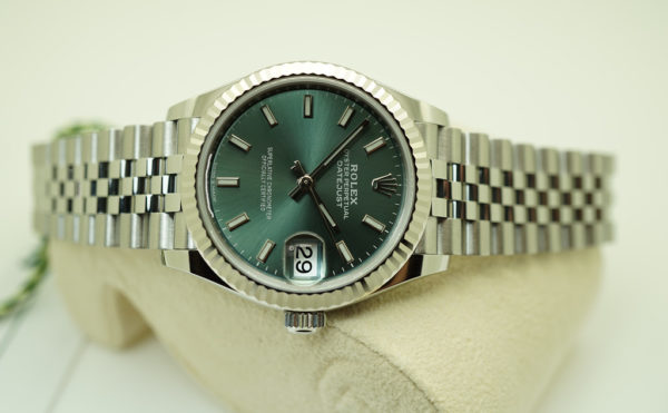 BRAND NEW Rolex 278274 DATEJUST 31 MINT GREEN DIAL 18K FLUTED BEZEL JUBILEE BAND 2021 FULL SET - Image 9