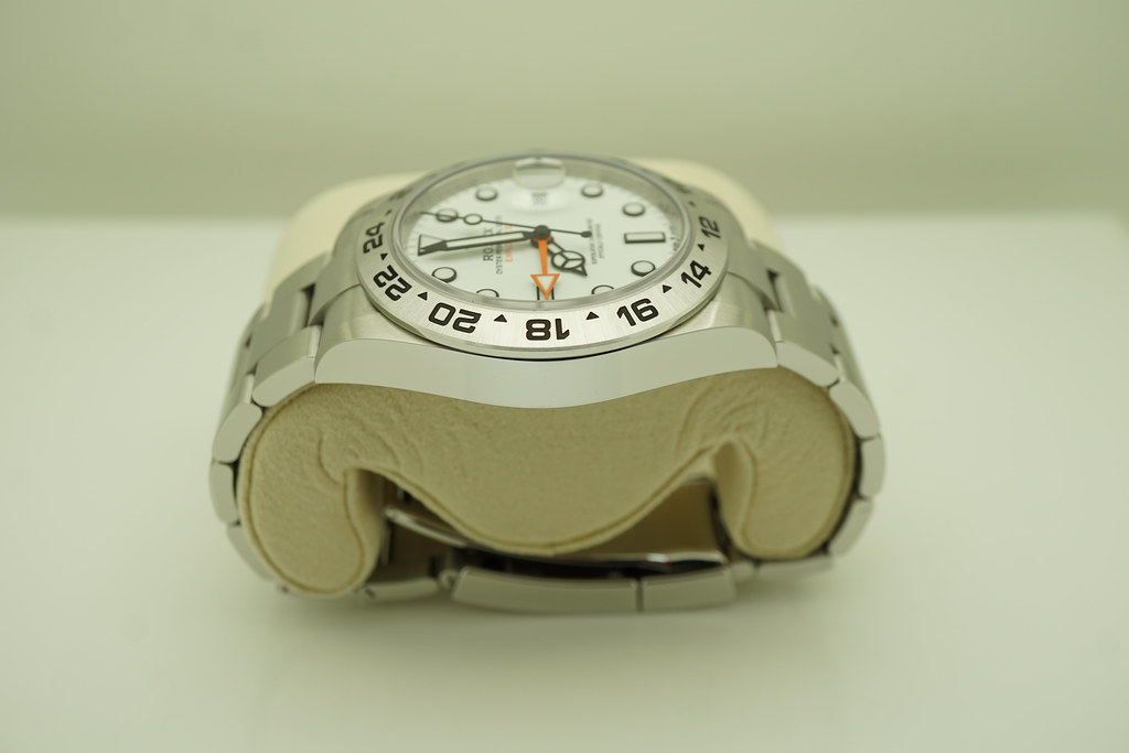 Rolex 226570 EXPLORER 2 POLAR WHITE DIAL 42MM NEW 2021 MODEL FULL