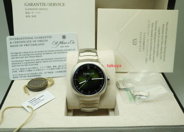 H. Moser & Cie STREAMLINER CENTRE SECONDS MATRIX GREEN FUMÉ DIAL 40MM 2021 FULL SET - Image 2