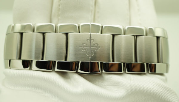 BRAND NEW Patek PHILIPPE 5167/1A AQUANAUT STAINLESS STEEL 40MM 2021 COMPLETE SET - Image 7