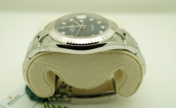 BRAND NEW Rolex 126334 DATEJUST 41 FLUTED BEZEL BLUE DIAMOND DIAL 2021 FULL SET - Image 4