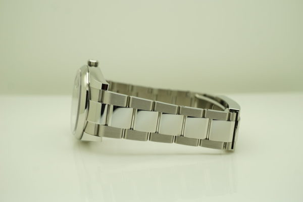 NEW Rolex 115200 OYSTER PERPETUAL DATE 34 BLUE STICK DIAL 2020 WARRANTY FULL SET - Image 5