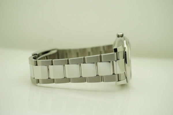 NEW Rolex 115200 OYSTER PERPETUAL DATE 34 BLUE STICK DIAL 2020 WARRANTY FULL SET - Image 6
